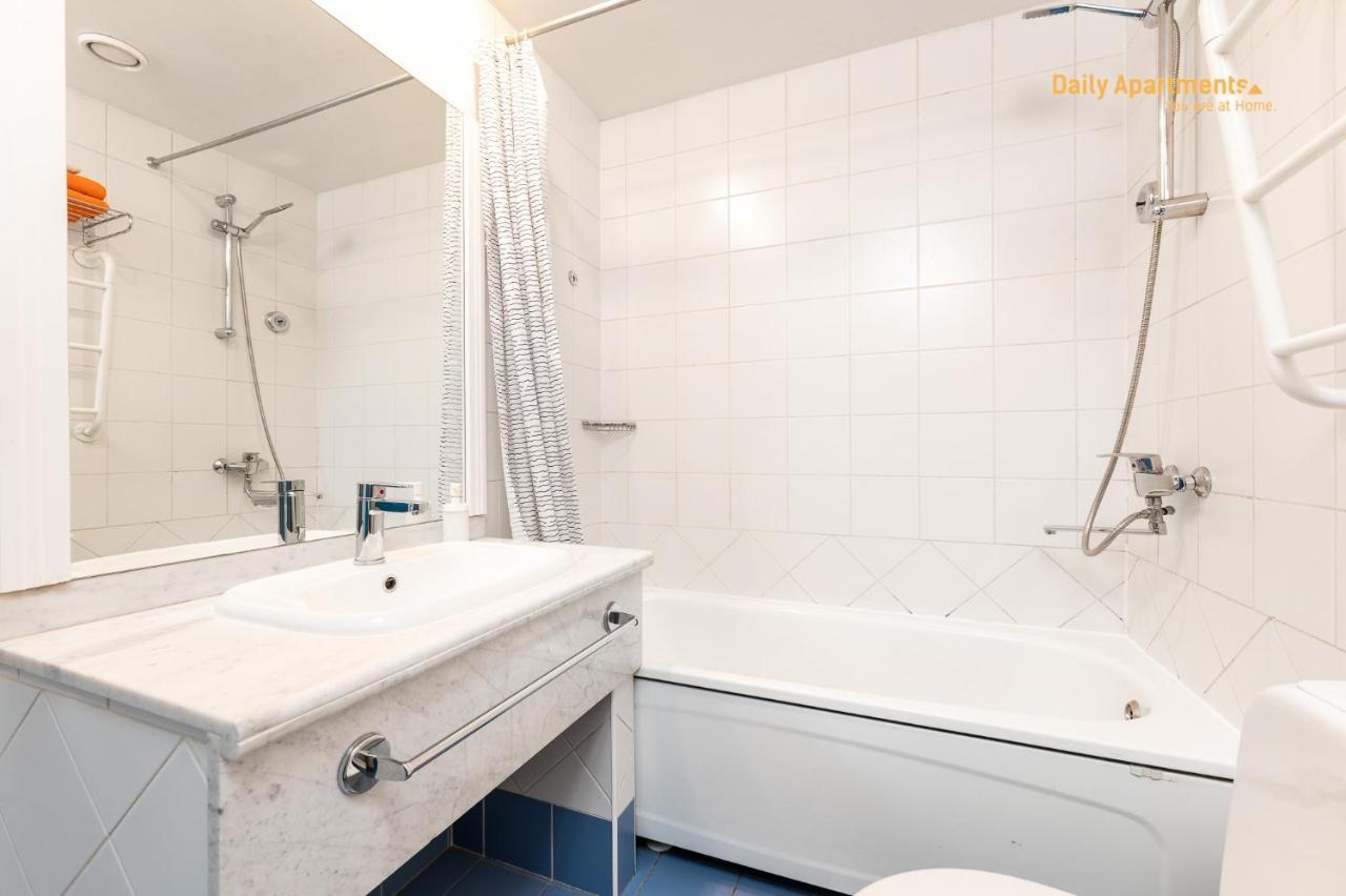 تالين Daily Apartments - Apartment With Bath المظهر الخارجي الصورة